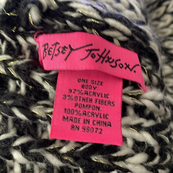 BETSEY JOHNSON ACRYLIC BEANIE WITH POM-POM - Picture 7 of 7